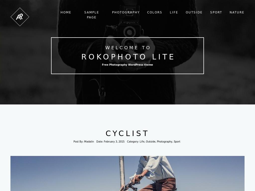 Блог фотографа, адаптивный Bootstrap 3 шаблон для WordPress, чёрно белый дизайн с добавлением эффектов анимации элементов.