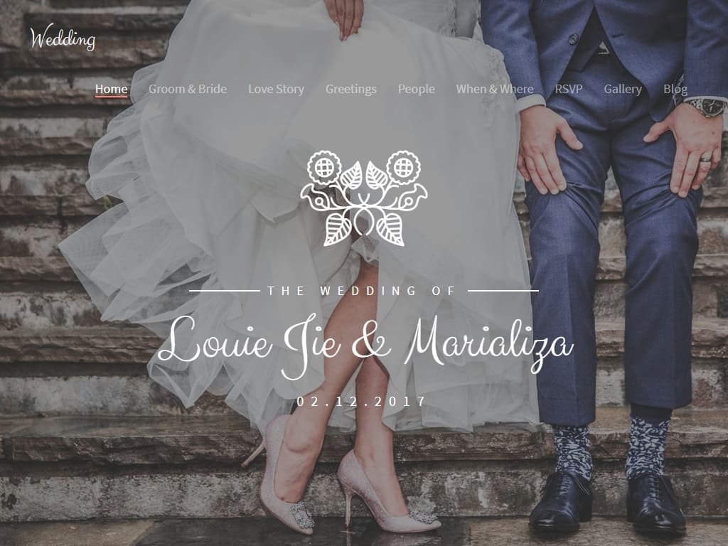 Бесплатный шаблон One Page HTML Wedding, созданный на основе Bootstrap. Шаблон любовных историй, раздел женихов, раздел подружек невесты, форма RSVP и фотогалерея.